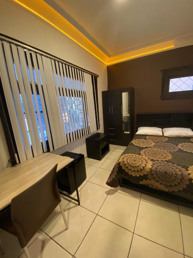 Roomies Hostel Centro Medico 墨西哥城 外观 照片