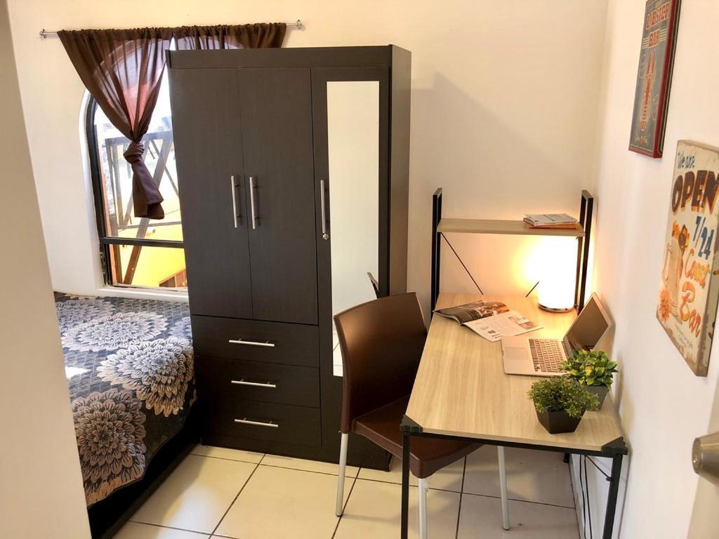 Roomies Hostel Centro Medico 墨西哥城 外观 照片