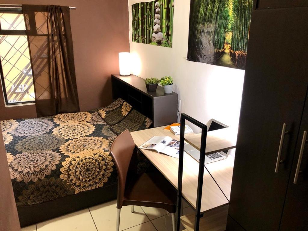 Roomies Hostel Centro Medico 墨西哥城 外观 照片