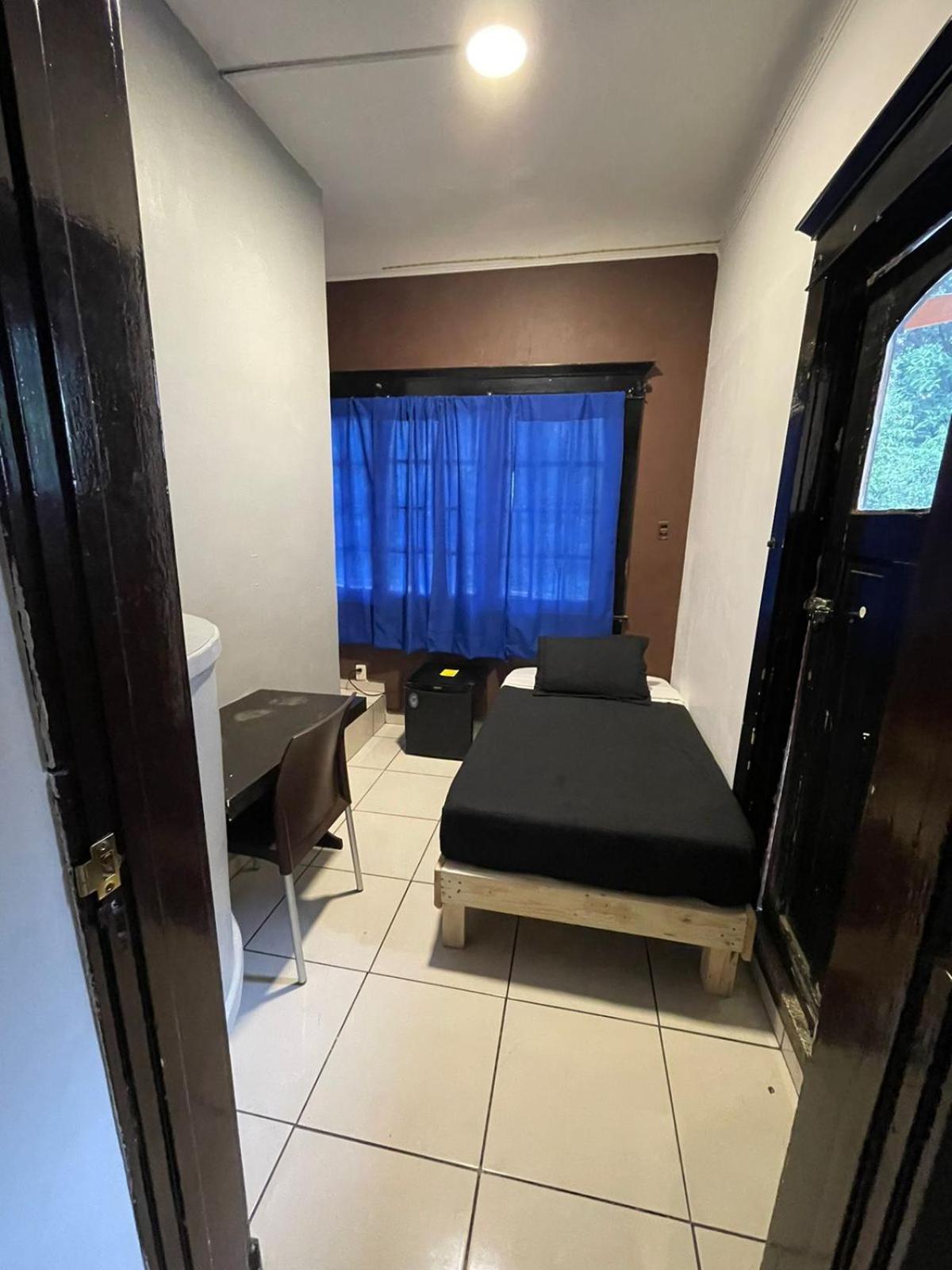 Roomies Hostel Centro Medico 墨西哥城 外观 照片