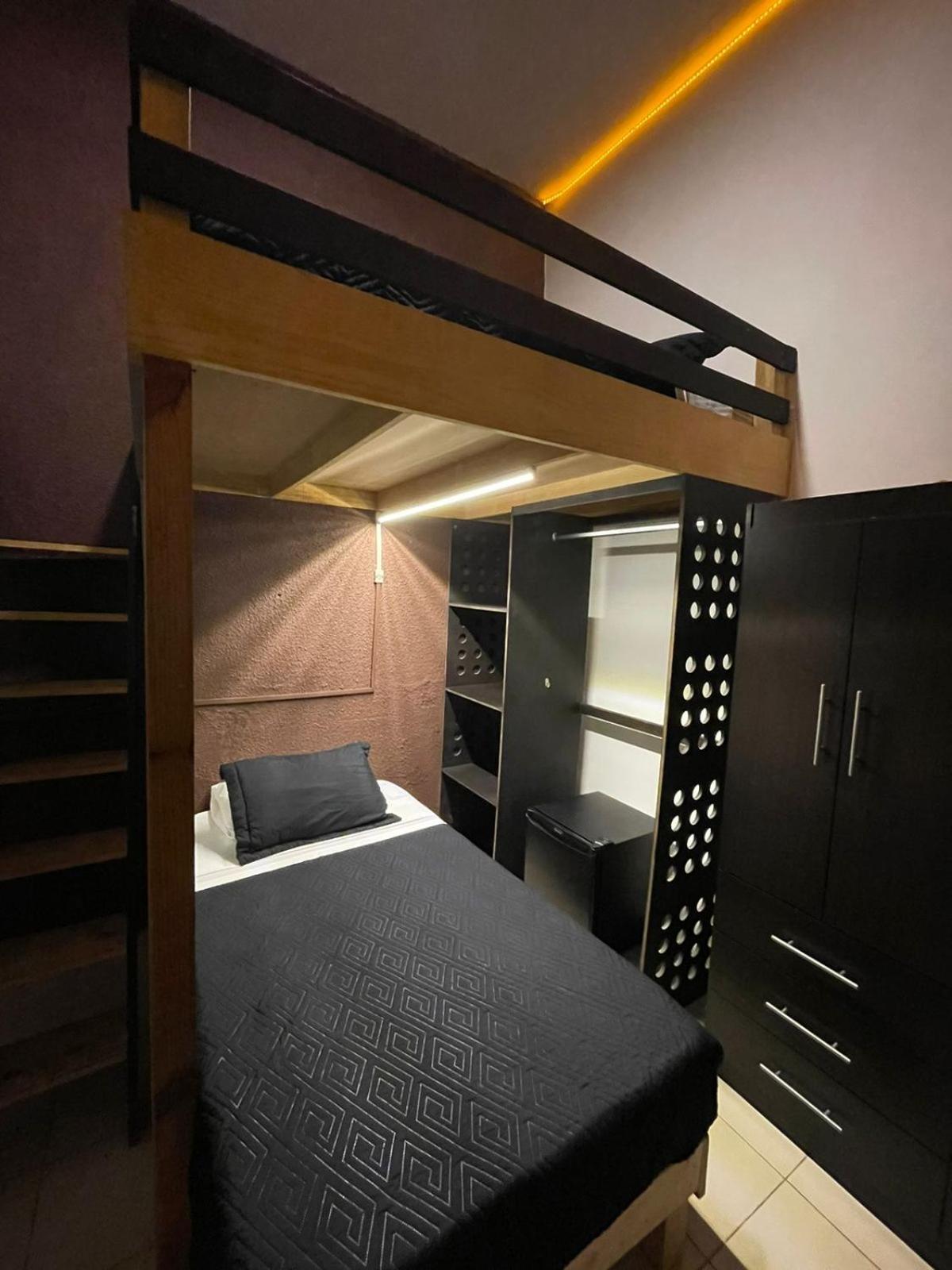 Roomies Hostel Centro Medico 墨西哥城 外观 照片